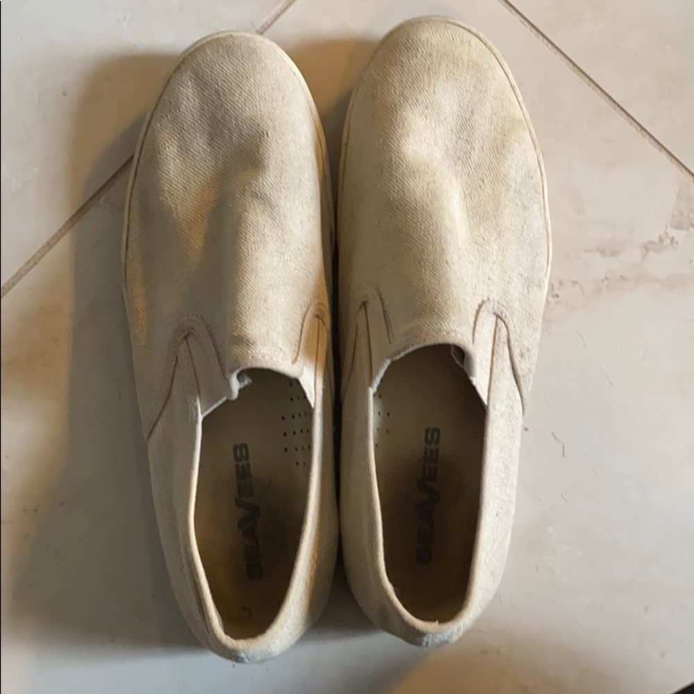 SeeVees Baja slip on standard Women’s size 10